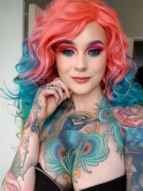 Australian Doctor Sarah Gray Breaks Stereotypes With Tattoos Photo