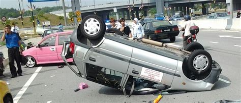 .leading causes for road accidents in pengkalan chepa, kelantan chapter 1 introduction road safety is a primary concern and goal of highway and traffic engineers worldwide. Malaysia - third highest ASEAN country with road traffic ...