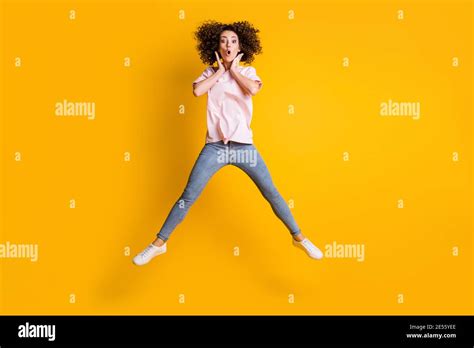 Girl Spreading Her Legs Hi Res Stock Photography And Images Alamy
