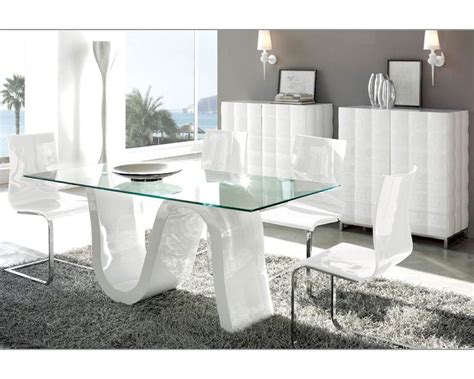 Mealtime should always be a pleasant and joyful event, which is why breaking bread with family and friends on a beautiful dining table transforms a meal into a very special experience. Modern Dining Room Set Made in Spain Wave 3323WV