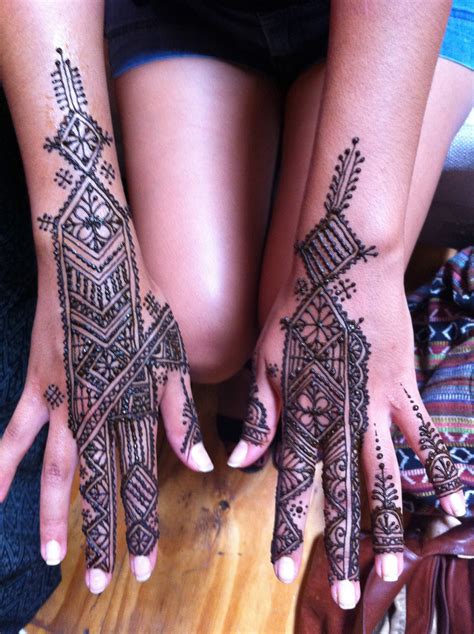 17 Beautiful African Mehndi Henna Designs