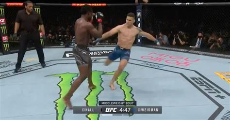 Ufc Fighter Chris Weidman S Leg Gruesomely Snaps In Half During Kick At