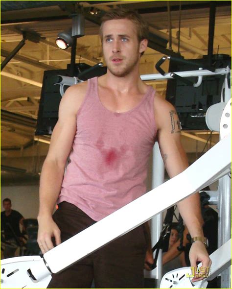 Ryan Gosling Is A Work Out Wonder Photo 1551711 Ryan Gosling Pictures Just Jared