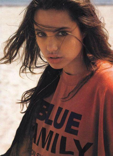 angelina jolie at 16 years old 9gag