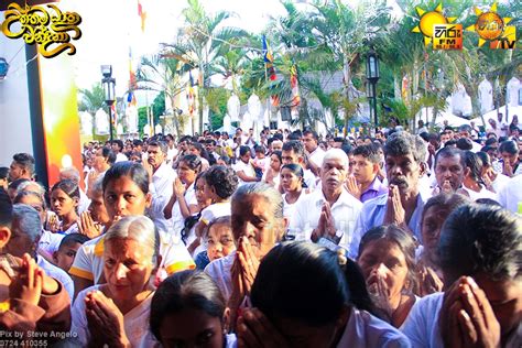A Record High Population Of Devotees Stream To Badulla Muthiyangana
