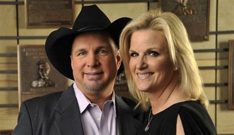 I just can't think of anything garth brooks any time i'm in a moving thing, like an airplane, i'm usually asleep before we even get on our way. Analyzing the Unique Style that Made Garth Brooks a ...