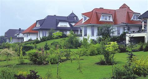 Es ist der traum vieler menschen: Neues Haus bauen