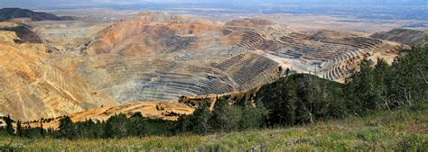 Deep Gigantic Rio Tinto Kennecott Open Pit Copper Mine Flickr