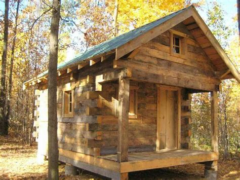Quaint Log Cabin How To Build A Log Cabin Small Log Cabin Tiny Cabins