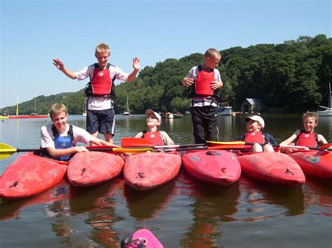 Canoeing And Kayaking In The Peak District Blue Mountain Activities