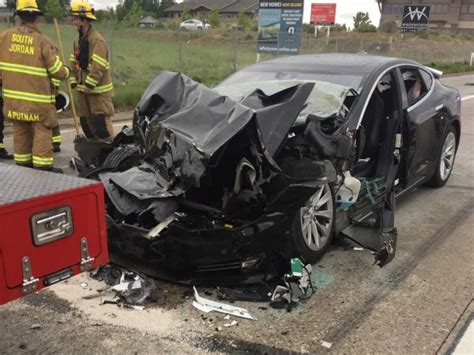 Federal Agency Investigates Tesla Crash Driver Says Car Was On