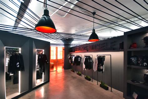 Dimepiece Concept Store By A Industrial Design Build Los Angeles