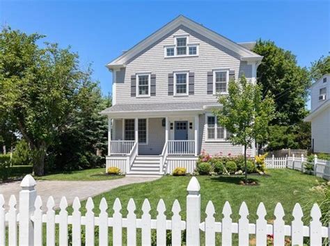 Hingham Real Estate Hingham Ma Homes For Sale Zillow