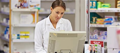 Learn about salaries, benefits, salary satisfaction and where you could earn the most. Pharmacy Technician Salary | Education & Pay | PharmTechs.org