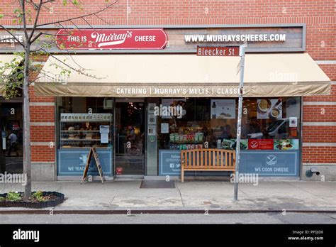 Greenwich Village Murrays Cheese Shop Hi Res Stock Photography And