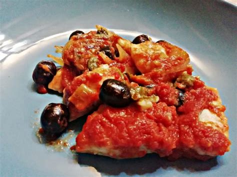 Questo è un piatto molto tradizionale che si. Filetti di Merluzzo al pomodoro - Gustando...sognando!