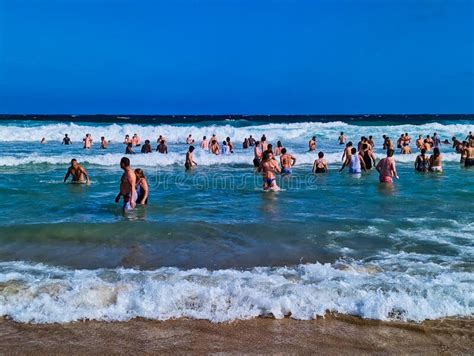 Swimming On Ocean Rock Pool Kiama Nsw South Coast Australia Editorial Photography Image Of