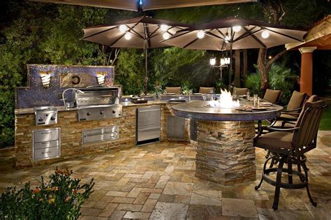 Everyone wants to be surround of comfortable and cozy space, which reflects our essence. Enjoy Cooking Outside In A New Outdoor Stone Kitchen