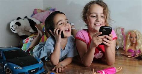 Yo soy el alfa y la omega, el principio y el fin. Una app alerta a los padres cuando sus hijos comparten ...