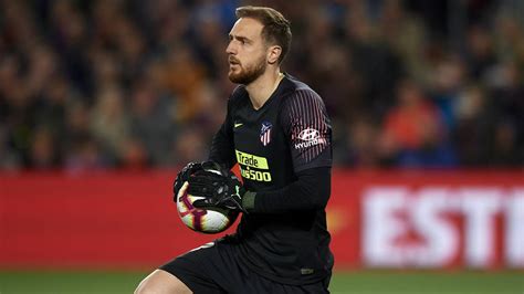 Atletico madrid goalkeeper jan oblak has signed a new contract at the club. Jan Oblak Salary Per Week / Jan Oblak Wiki 2021 Girlfriend Salary Tattoo Cars Houses And Net ...