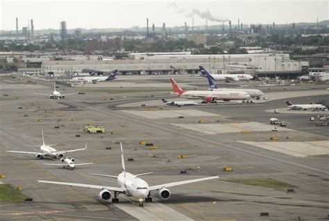 All Clear Given At Newark Airport Terminal After Suspicious Package
