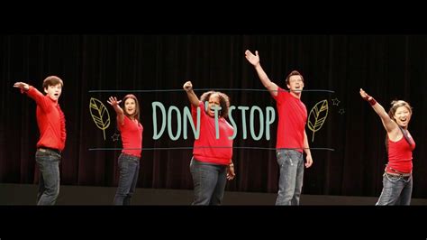 Glee - Don't stop believing / Lyrics - YouTube