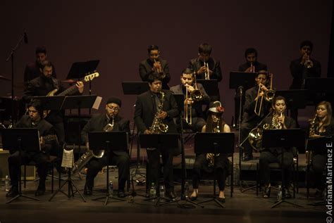 Gran Concierto De Jazz Con La Covacha Big Band En El Ceart Guardián