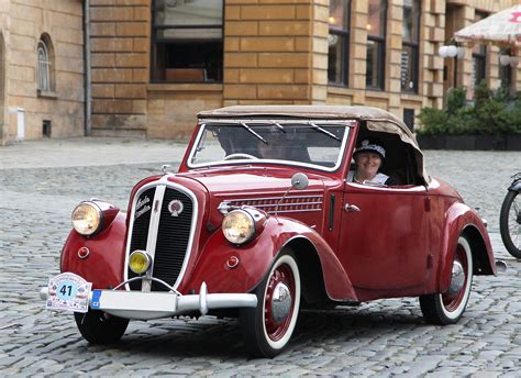 Class central, a clearinghouse for information on online courses, saw traffic double since the pandemic began. (1938) Škoda Popular Roadster | Galerie | Veteráni i ...