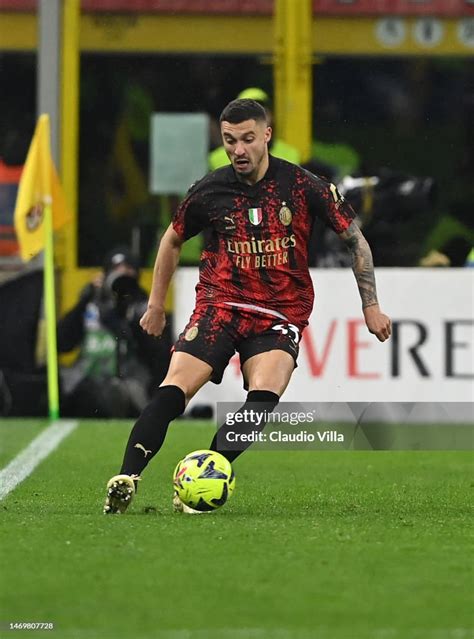 Rade Krunic Of Ac Milan In Action Duin The Serie A Match Between Ac
