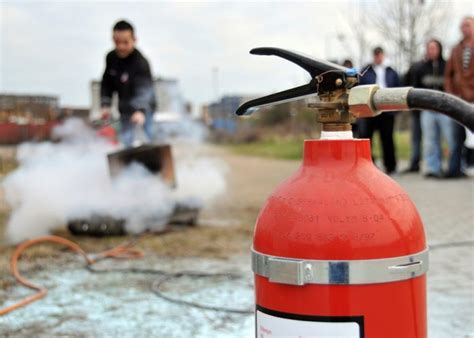 Wet Chemical Fire Extinguishers Manchester And Rochdale Target Fire