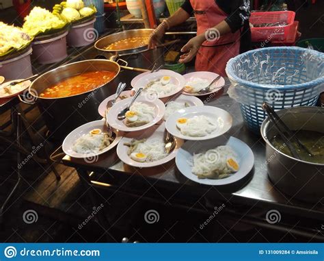 Find tripadvisor traveler reviews of putrajaya thai restaurants and search by price, location, and more. Thai Vermicelli Eaten, Street Food, Buddha Festival ...