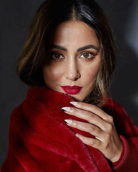 Hina Khan Starts The Month Of Love February With Her Rosy Red Lips