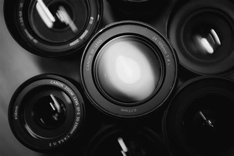 , telescopestelescope, traditionally, a system of generally each curved surface of a lens is made as a portion of a spherical surface. Prime vs Zoom Lens: Which is Best? | Pros & Cons in 2021