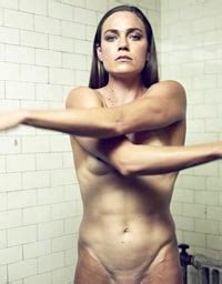 US Olympic Swimmer Natalie Coughlin Pussy Slip In Nude Outtakes