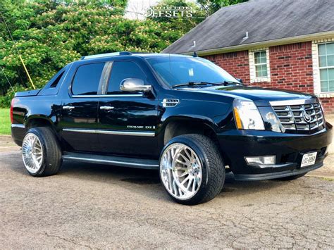2007 Cadillac Escalade Ext With 24x14 81 American Force Nemesis Cc And
