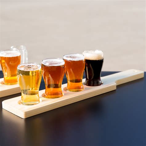 Libbey Mini Pub Glass Beer Flight Set 4 Glasses With Natural Wood Paddle
