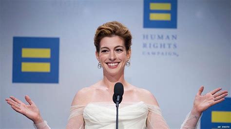 Relive Anne Hathaway S Powerful Speech About Equality And Allyship