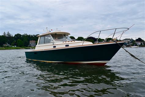 1999 Hunt Yachts Surfhunter 33 Power Boat For Sale