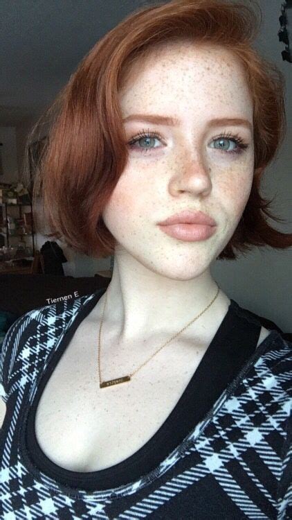 Beautiful Freckles Beautiful Red Hair Most Beautiful Women Gorgeous Red Hair Freckles Women