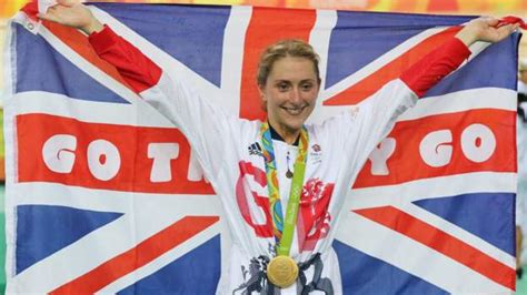 Rio Olympics Gb S Laura Trott Defends Omnium Title To Win Historic Fourth Gold Bbc Sport