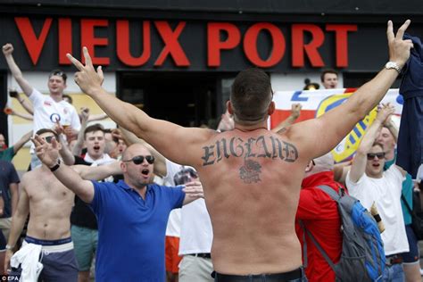 england fans marseilles for euro 2016 ambushed by locals daily mail online
