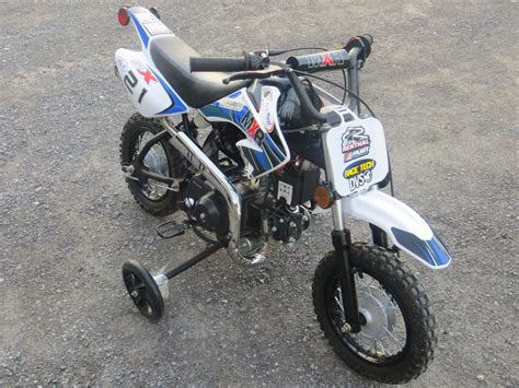 Practice these dirt bike tips for changing gear smoothly. TRAINING WHEELS FOR A KIDS DIRT BIKE Aylmer Sector (Quebec ...