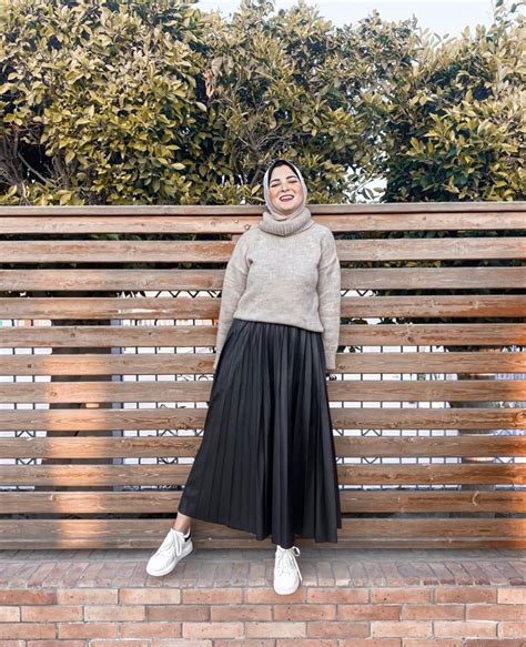 21 modest ways to style long pleated skirts with hijab fashion zahrah rose gaya hijab gaya