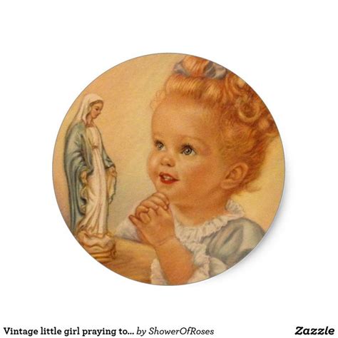 Vintage Little Girl Praying To Blessed Virgin Mary Classic Round