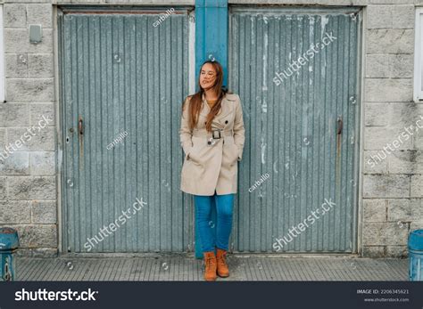 Woman Trench Coat Autumn On Street Stock Photo Shutterstock