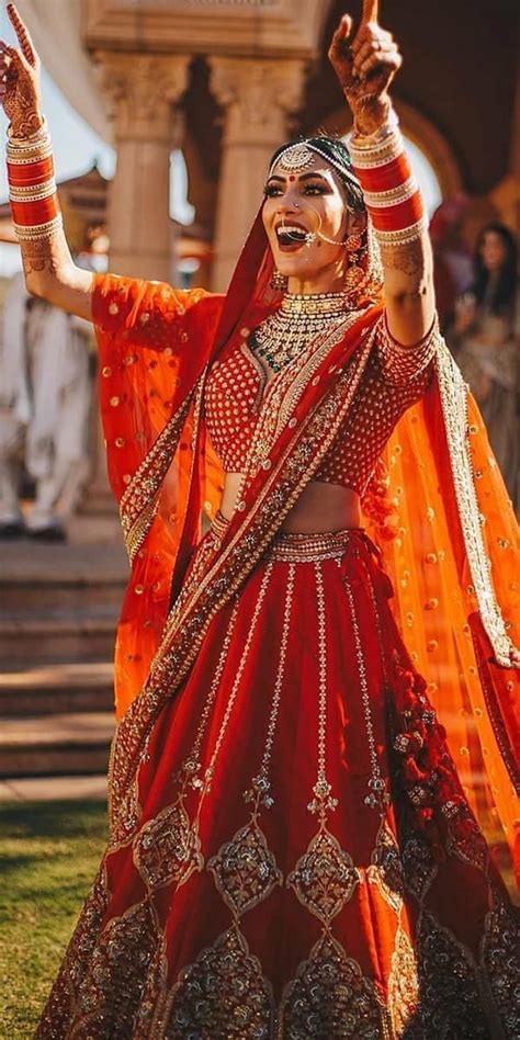 Indian Wedding Dresses 18 Unusual Looks And Faqs Red Wedding Gowns