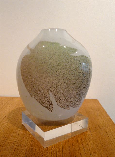 Mandy Angus New Zealand Glass Artist Collectors Weekly