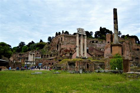 20 facts about the Roman Forum | Round the World Magazine