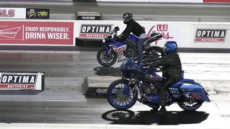 Drag Race Watch A Harley Davidson Bagger Punch Above Its Weight And Take