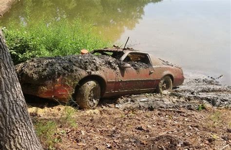 Sunken Car Pulled From Lake 30 Years After Being Reported Stolen News